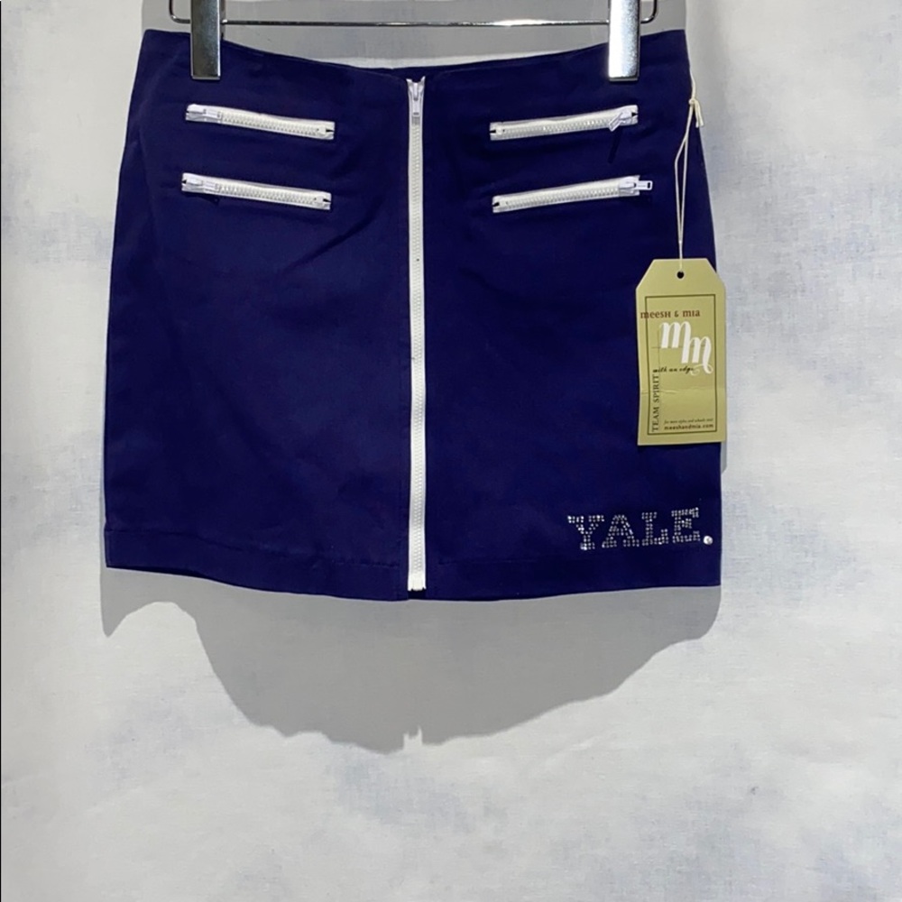 Meesh & Mia Yale mini skirt size S NWT!